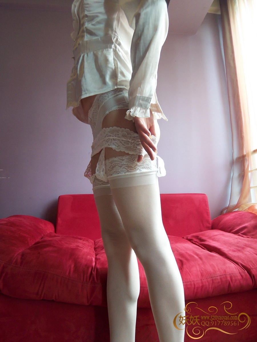 妖妖VIP-白丝性感美腿